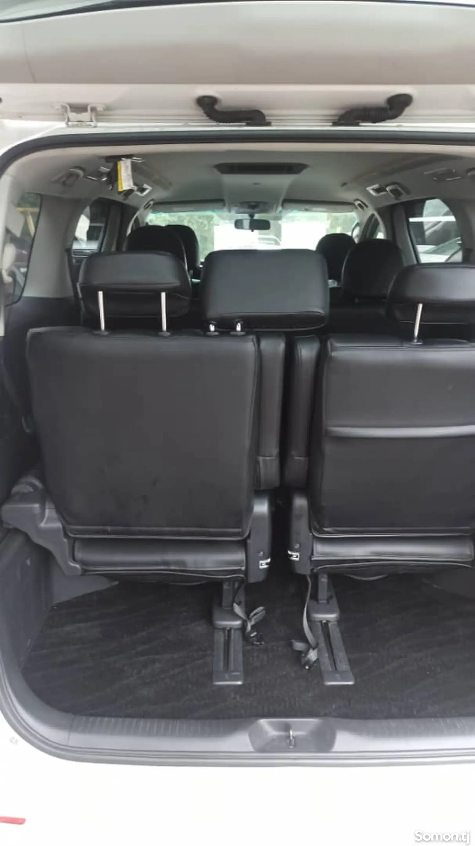 Toyota Vellfire, 2015-7