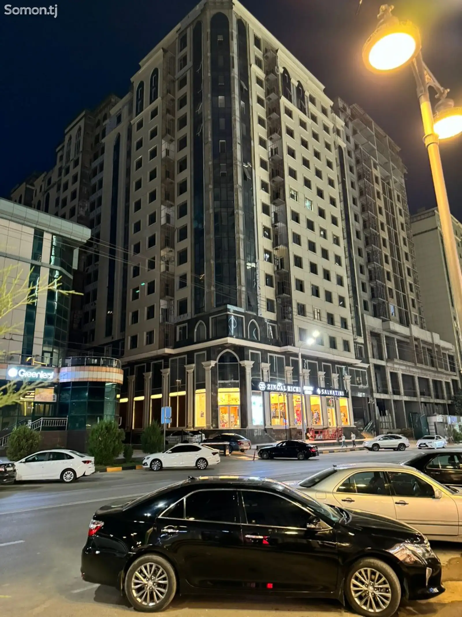 3-комн. квартира, 10 этаж, 120 м², Гранд Отель-1