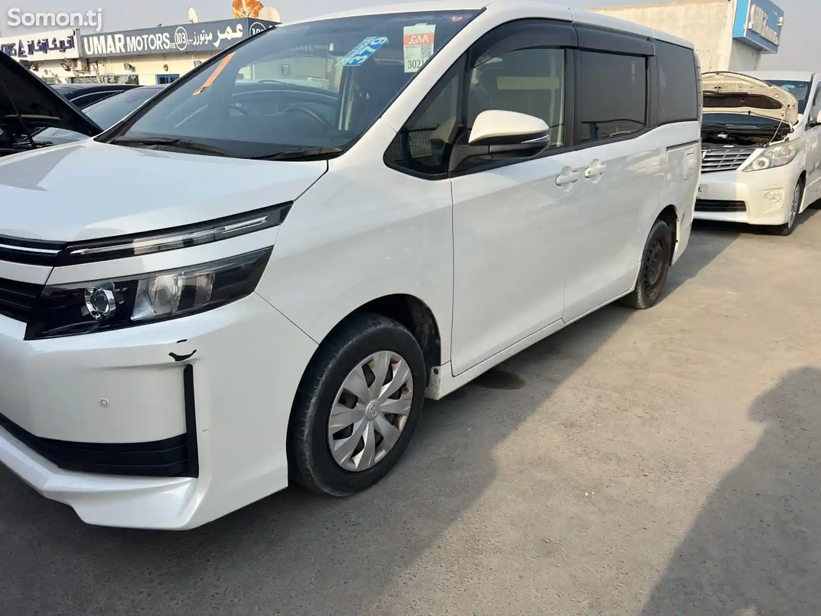 Toyota Voxy, 2014 на заказ-2