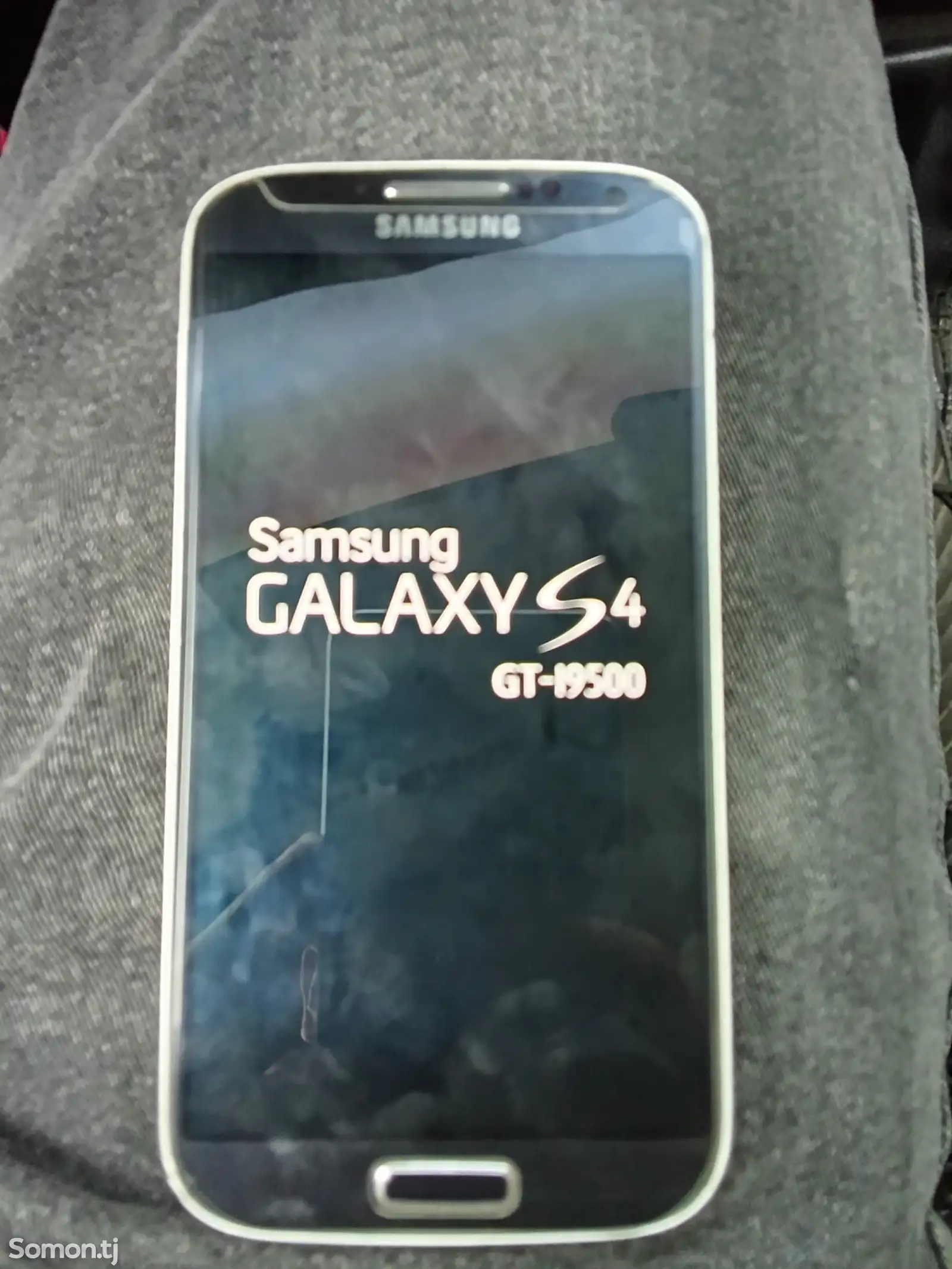 Samsung Galaxy S4-1