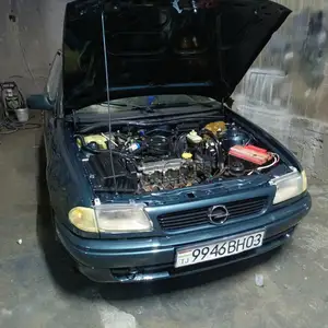 Opel Astra F, 1995