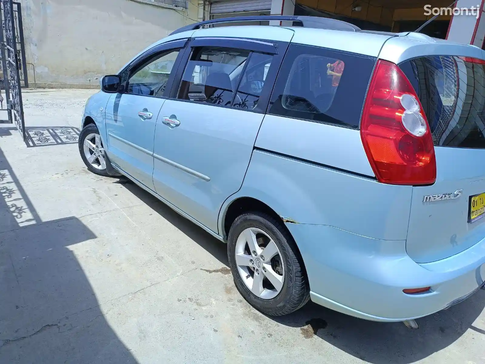 Mazda 5, 2006-2