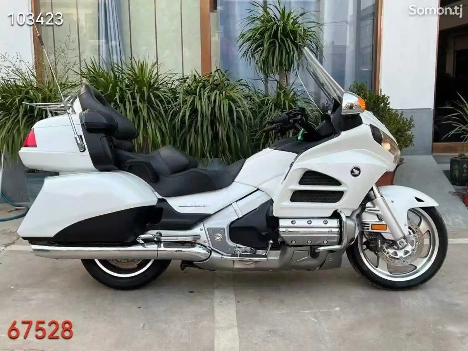 Мотоцикл Honda Gold Wing 1800cc на заказ-3