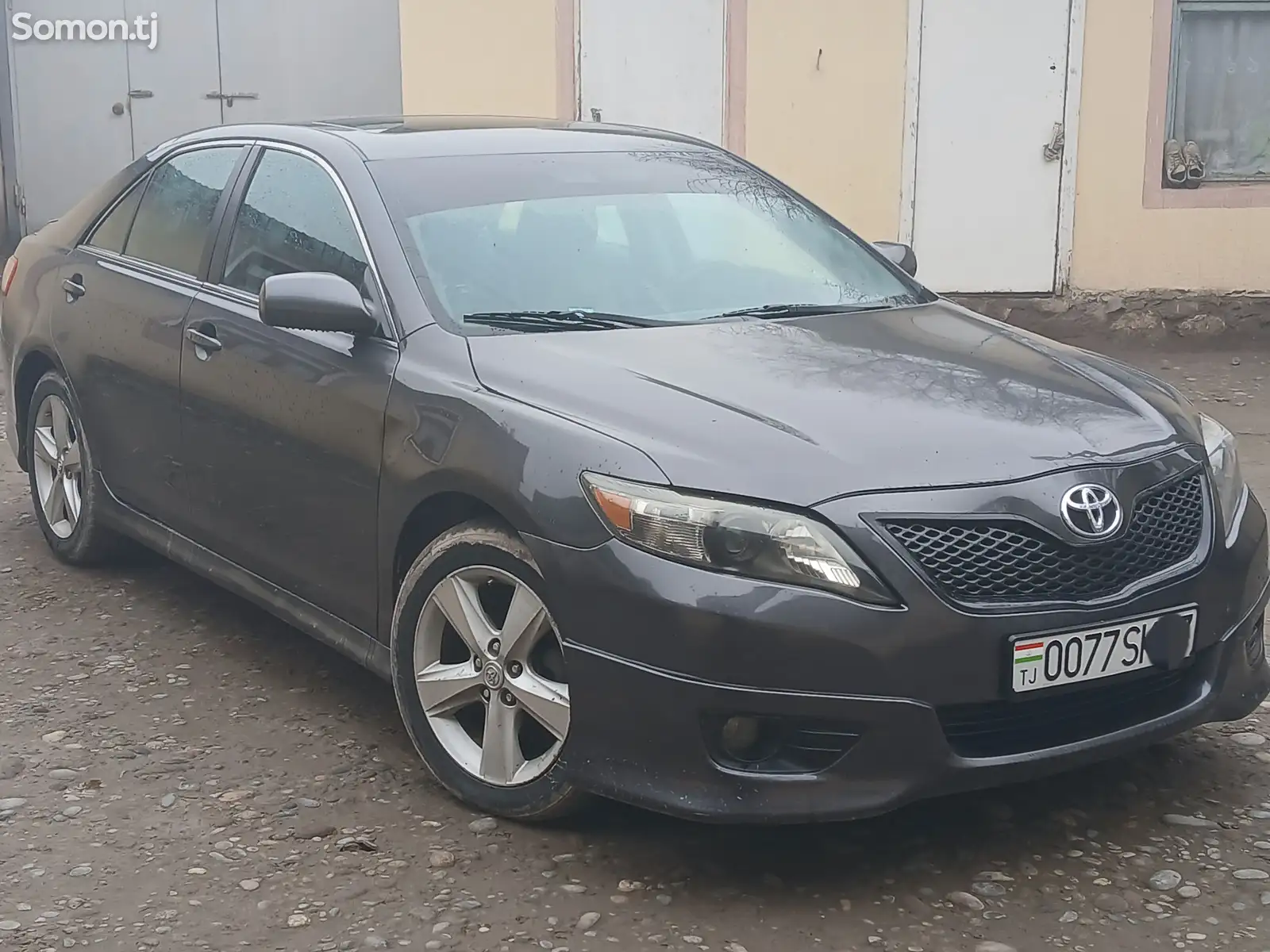 Toyota Camry, 2010