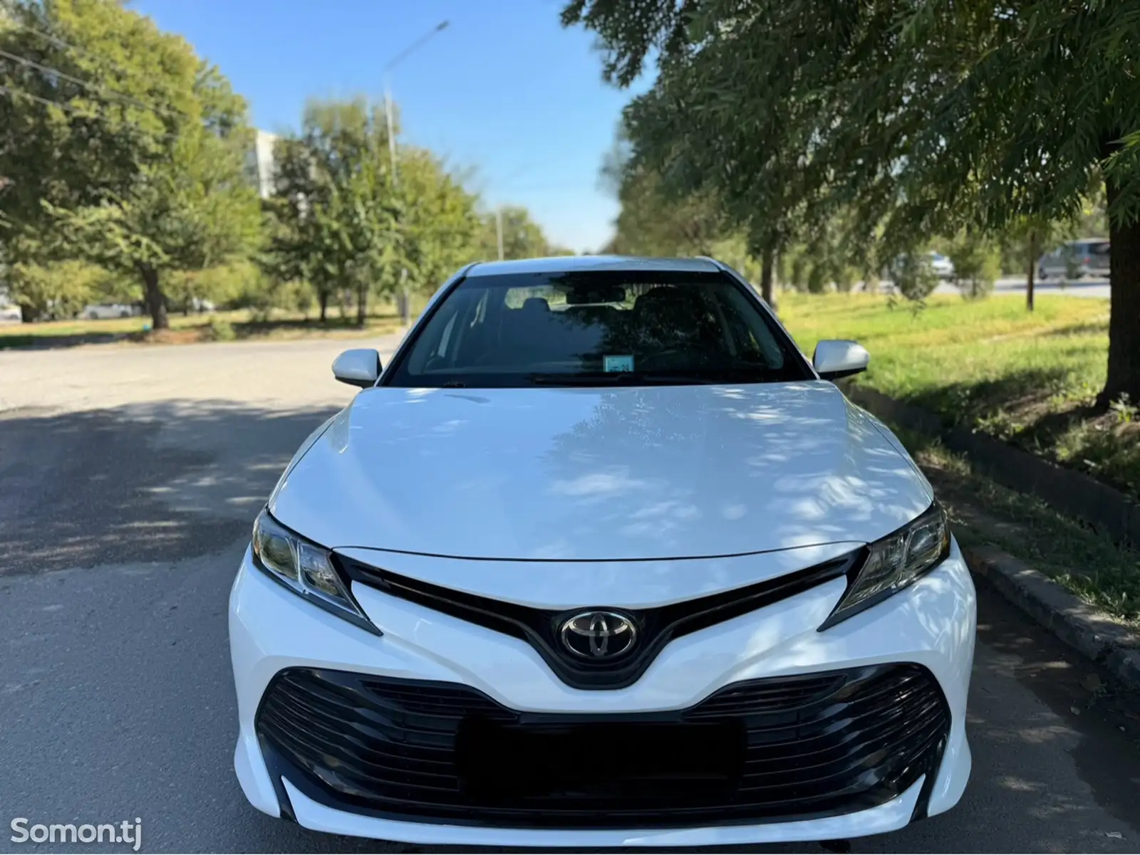 Toyota Camry, 2018-1