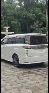 Nissan Elgrand, 2015-7