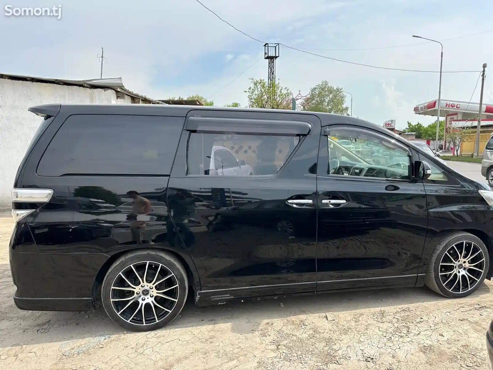 Toyota Vellfire, 2014-5