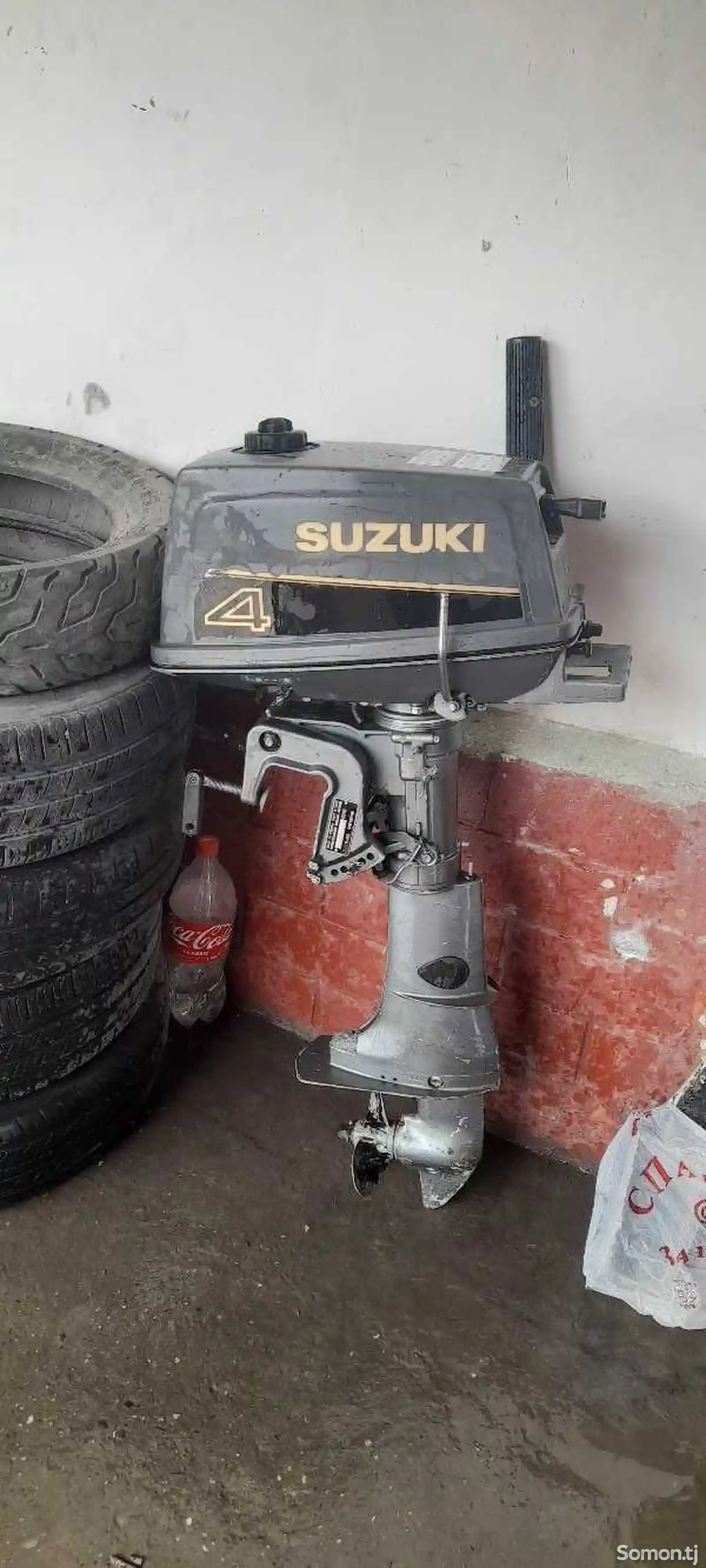 Лодочный мотор Suzuki DT 4