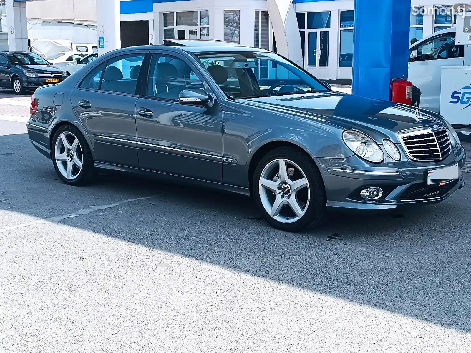 Mercedes-Benz E class, 2009-5