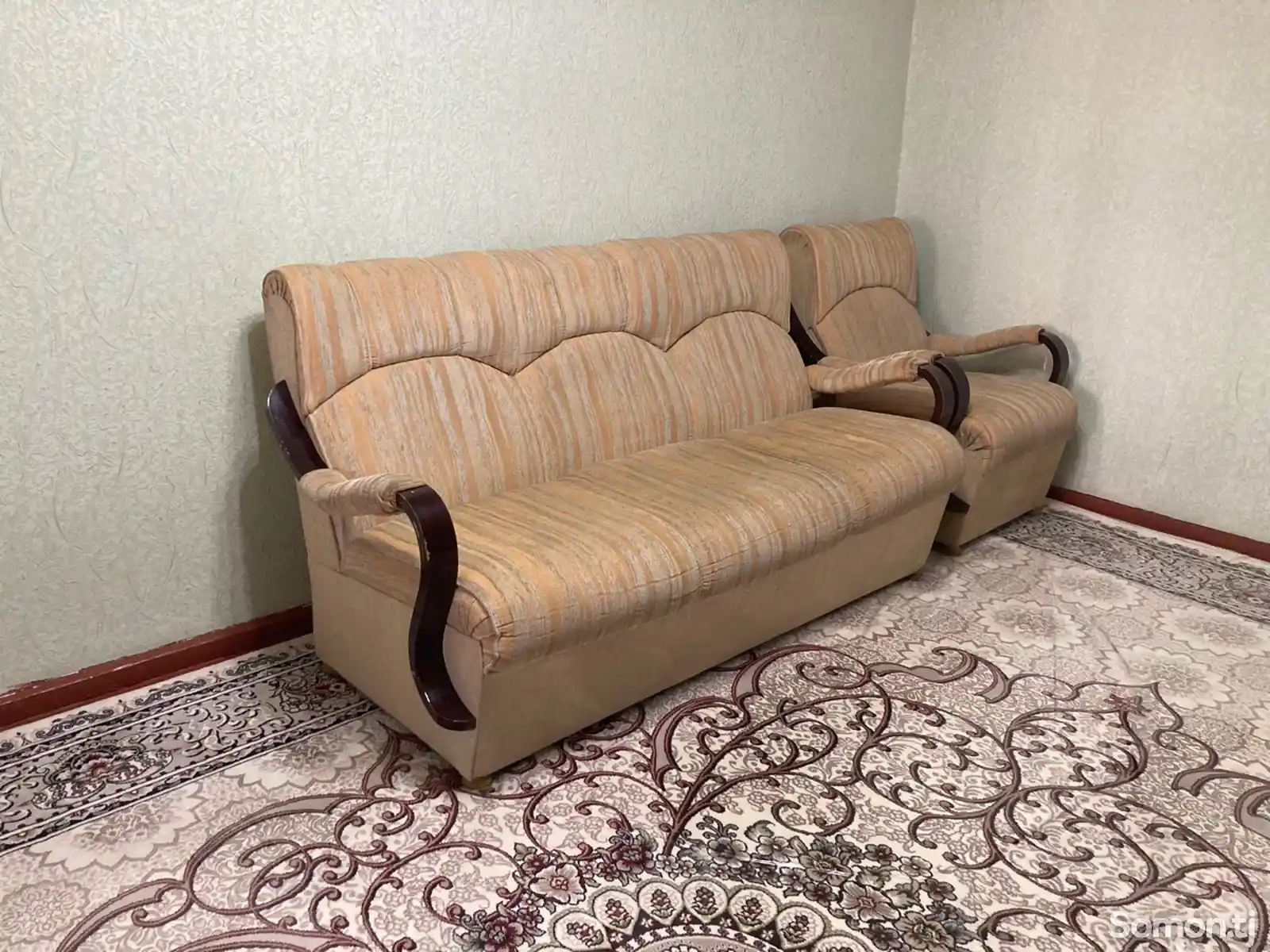 Двойка диван и кресла-2