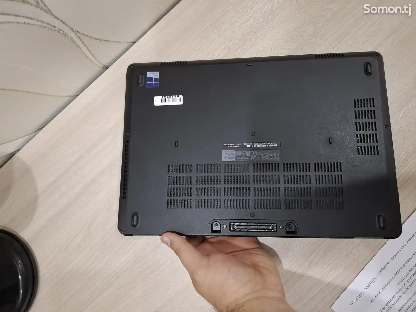 Ноутбук DELL Latitude-4