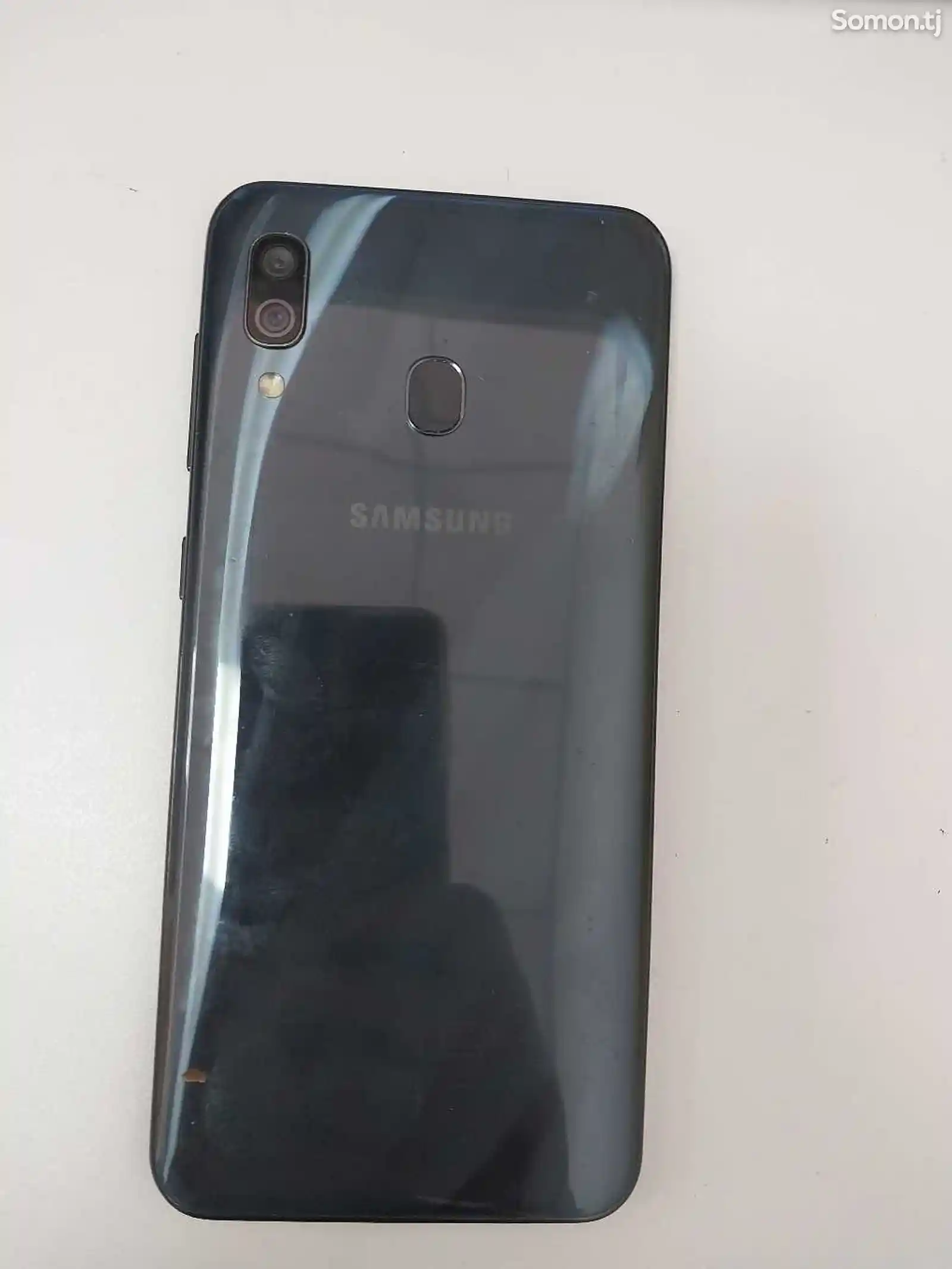 Samsung Galaxy A30 32gb-2