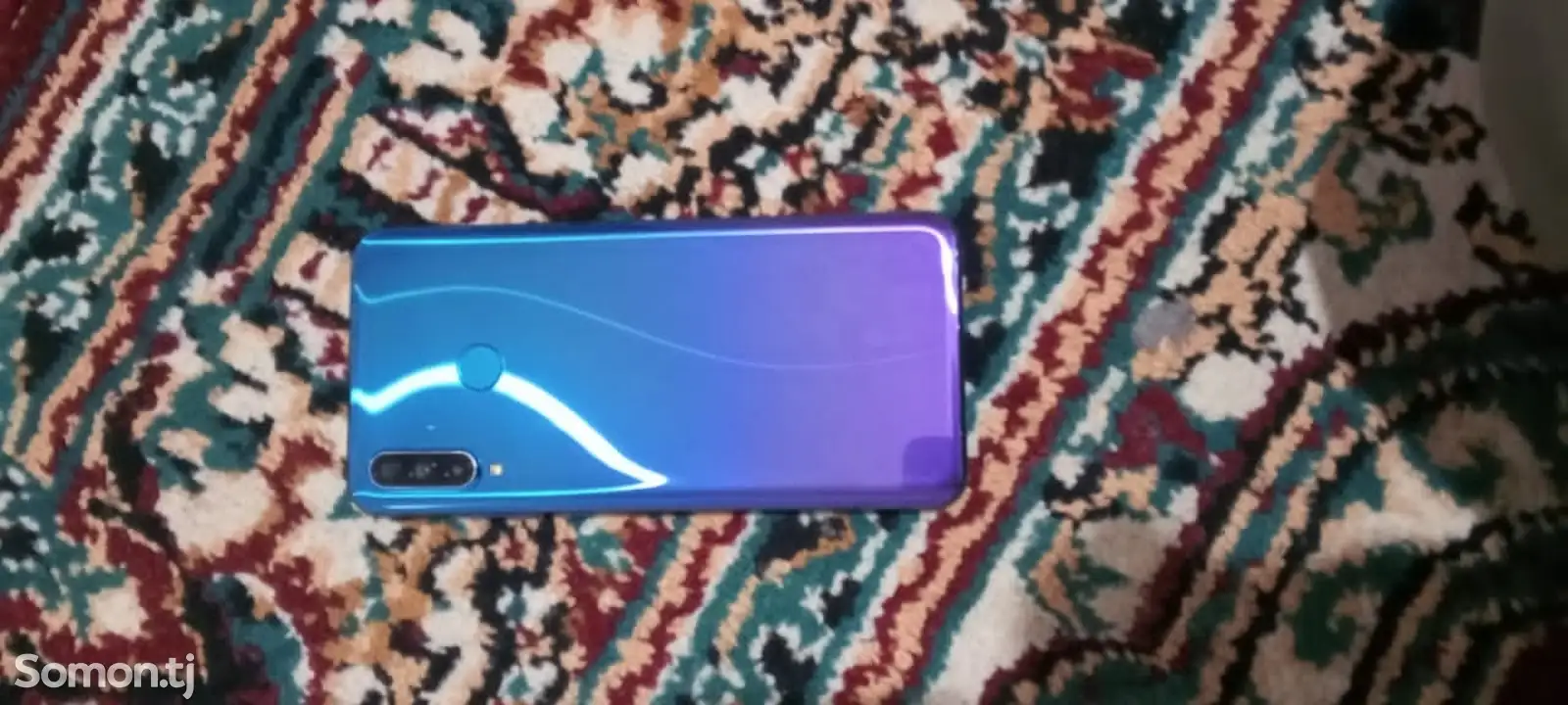 Телефон Honor-1