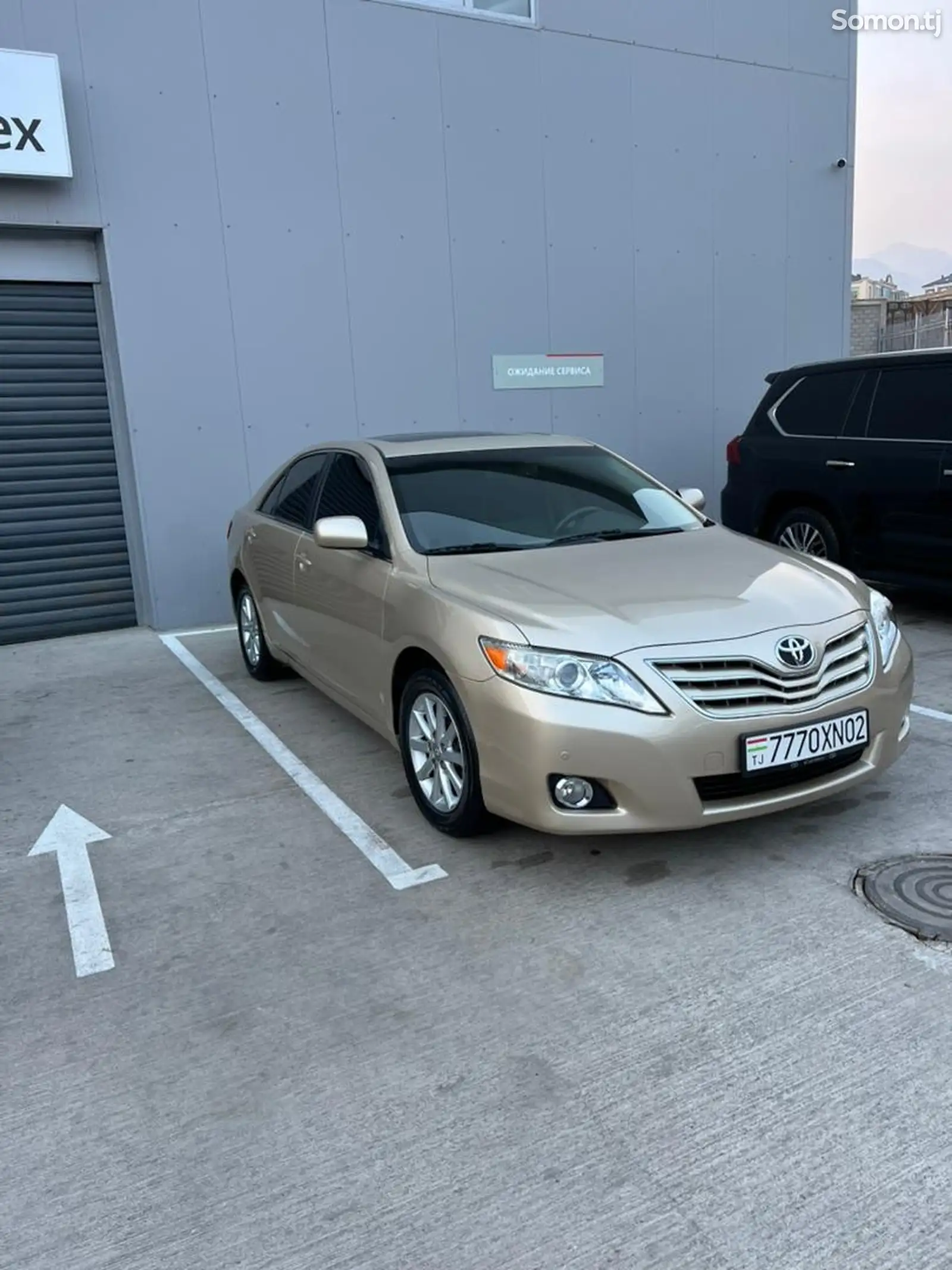 Toyota Camry, 2011-1