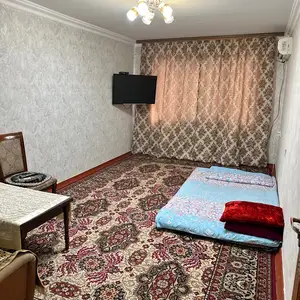 2-комн. квартира, 4 этаж, 50 м², магазин Анис