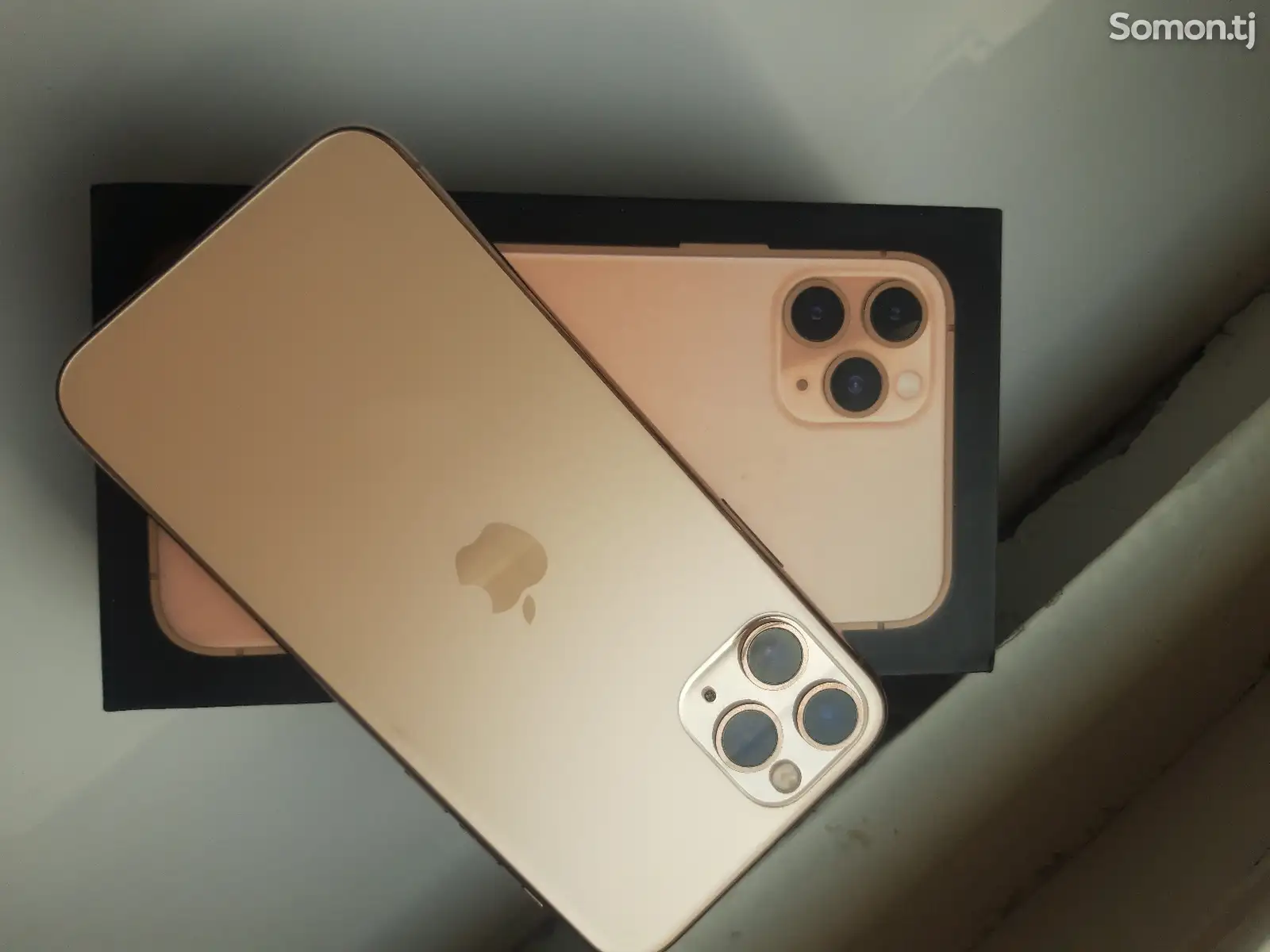 Apple iPhone 11 Pro, 64 gb, Gold-1