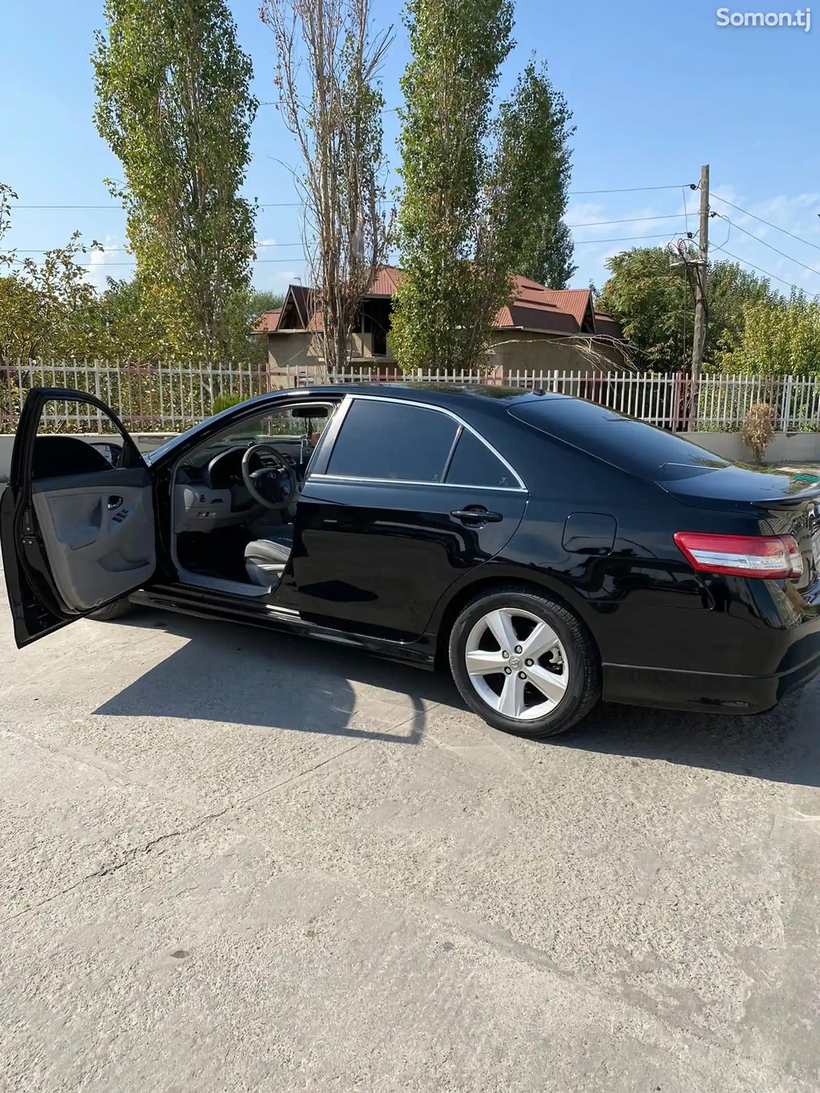 Toyota Camry, 2010-9