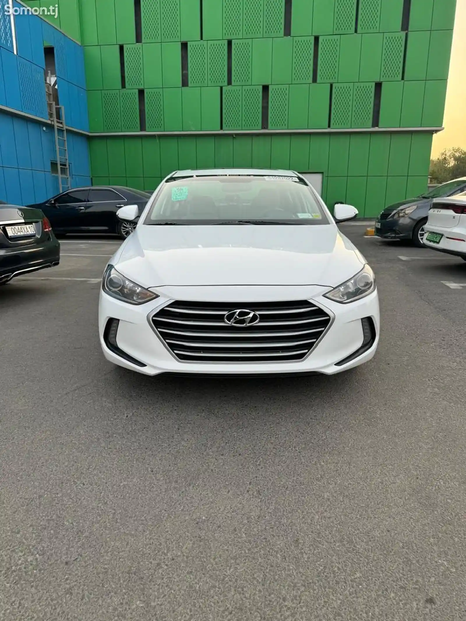 Hyundai Elantra, 2018-1