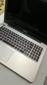 Ноутбук Asus-7