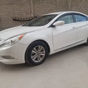 Hyundai Sonata, 2013