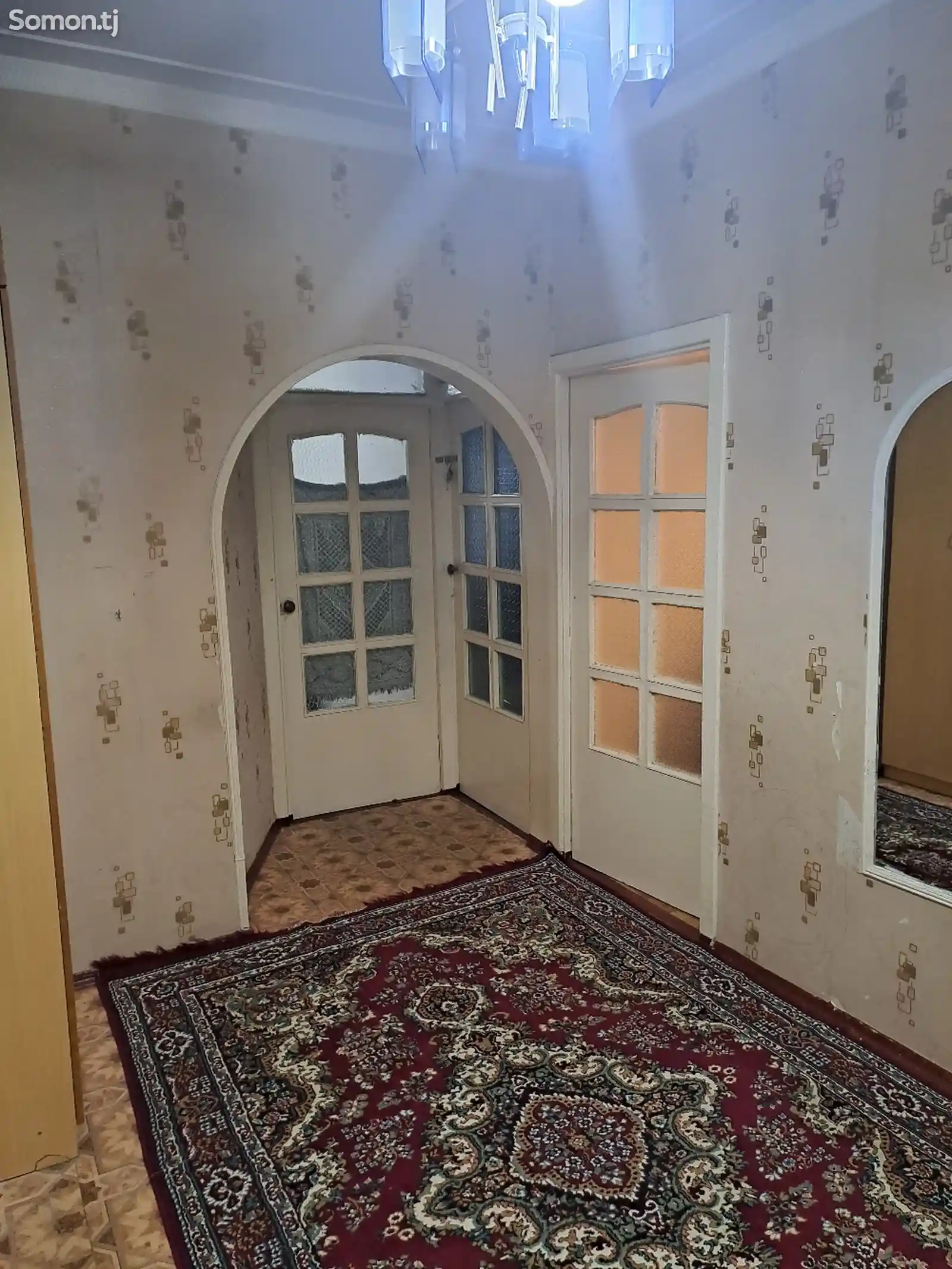 3-комн. квартира, 1 этаж, 80 м², 102мкр-1