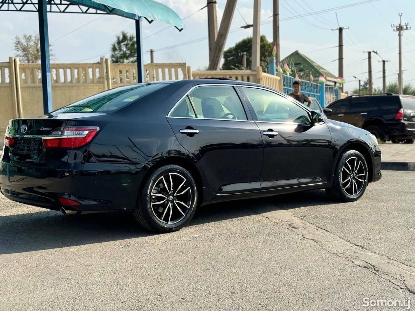 Toyota Camry, 2015-11