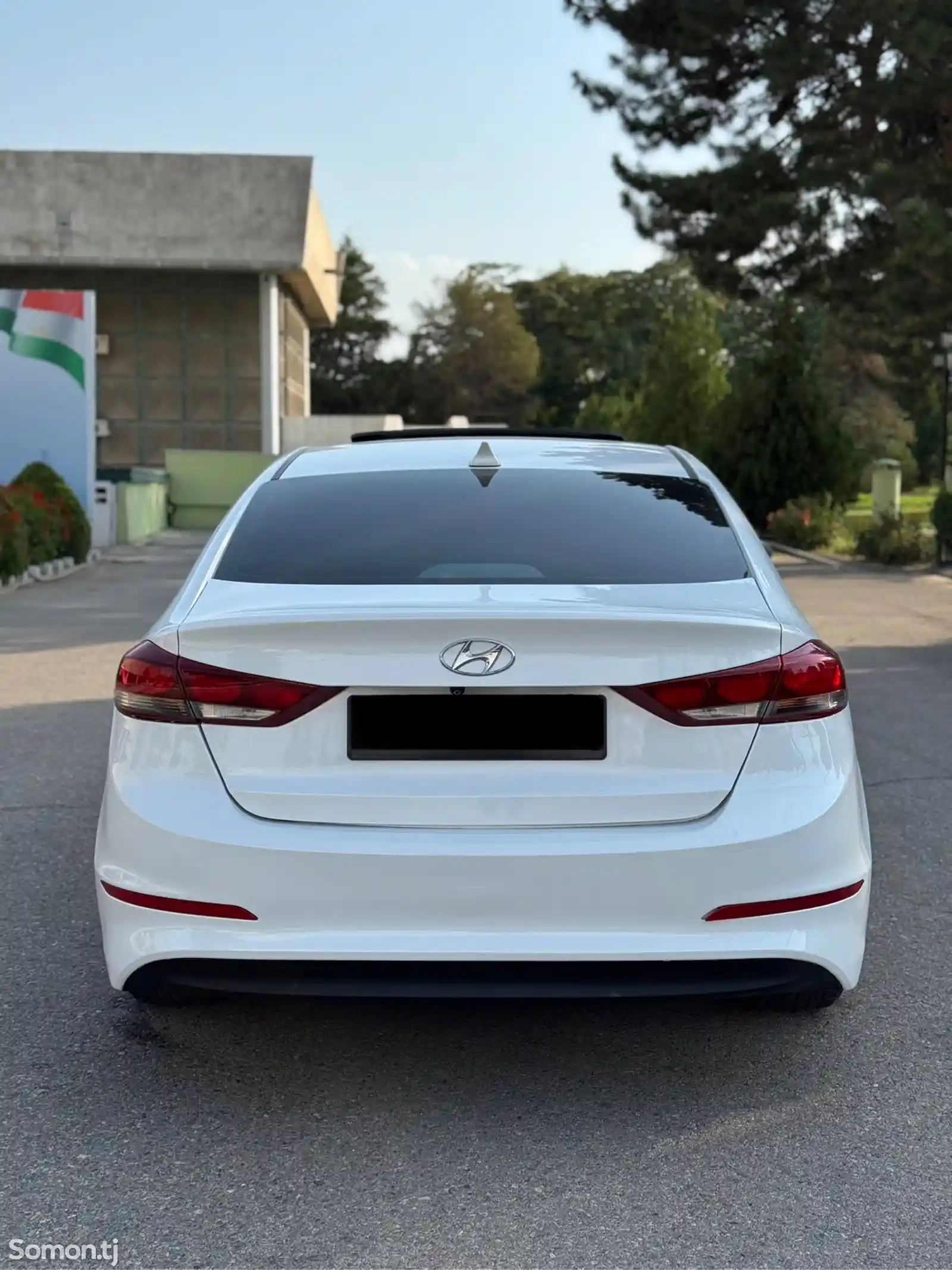 Hyundai Elantra, 2017-4