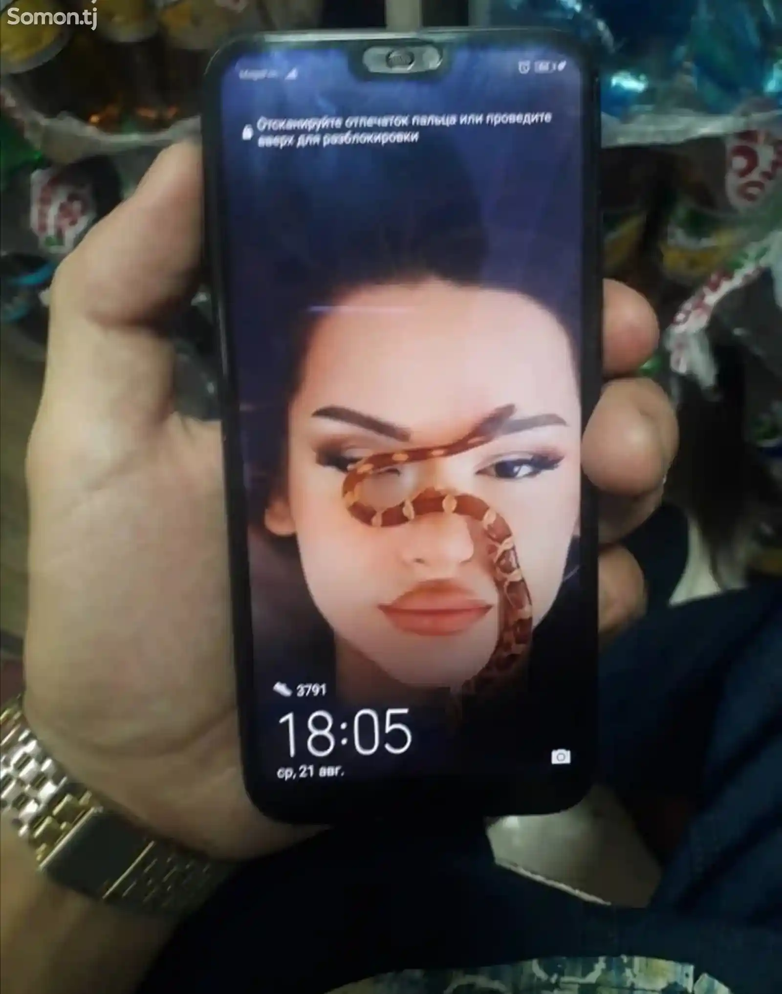 Телефон Honor-1