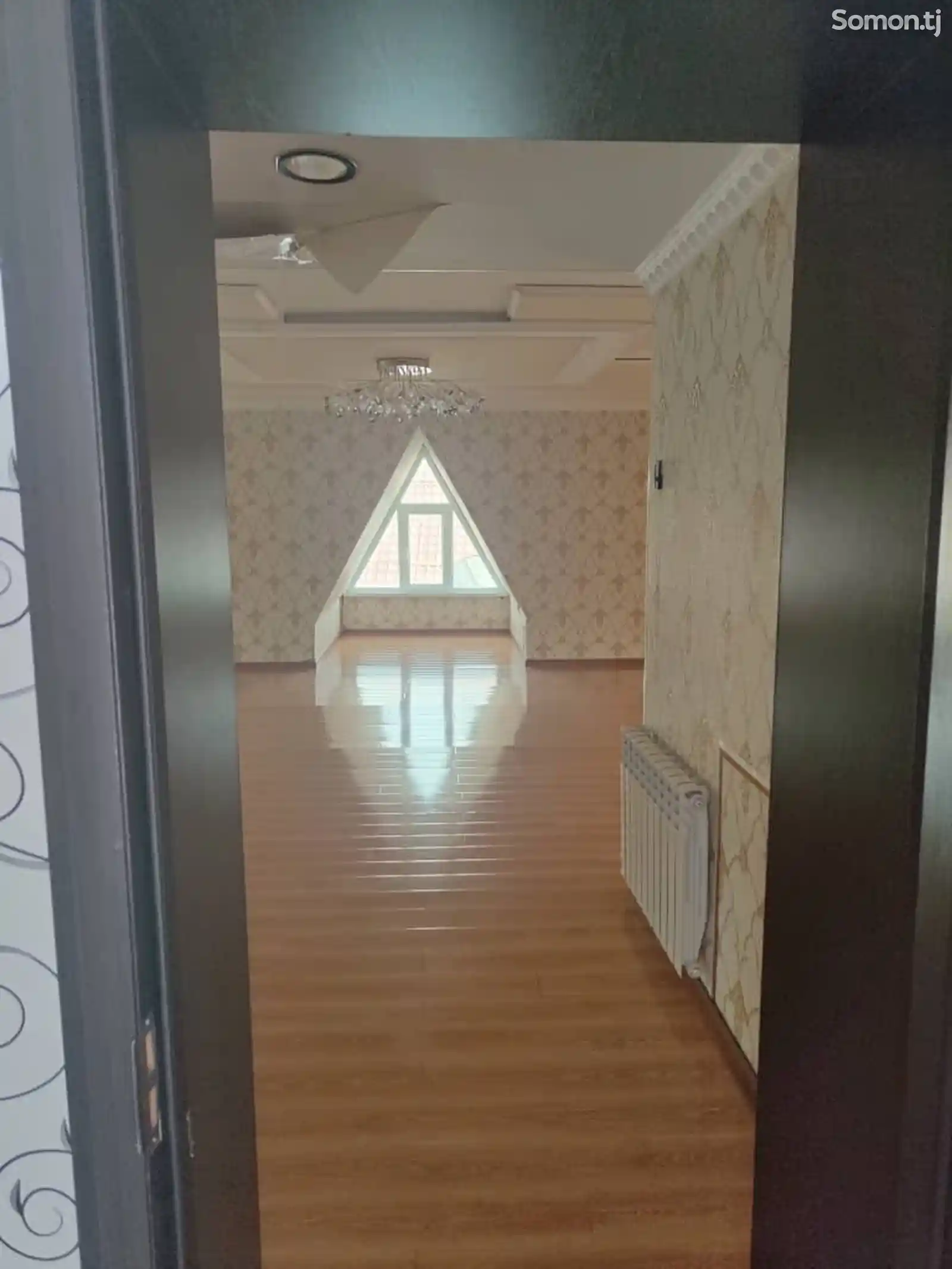 1-этажный, 5 комнатный дом, 500 м², Каленин-5