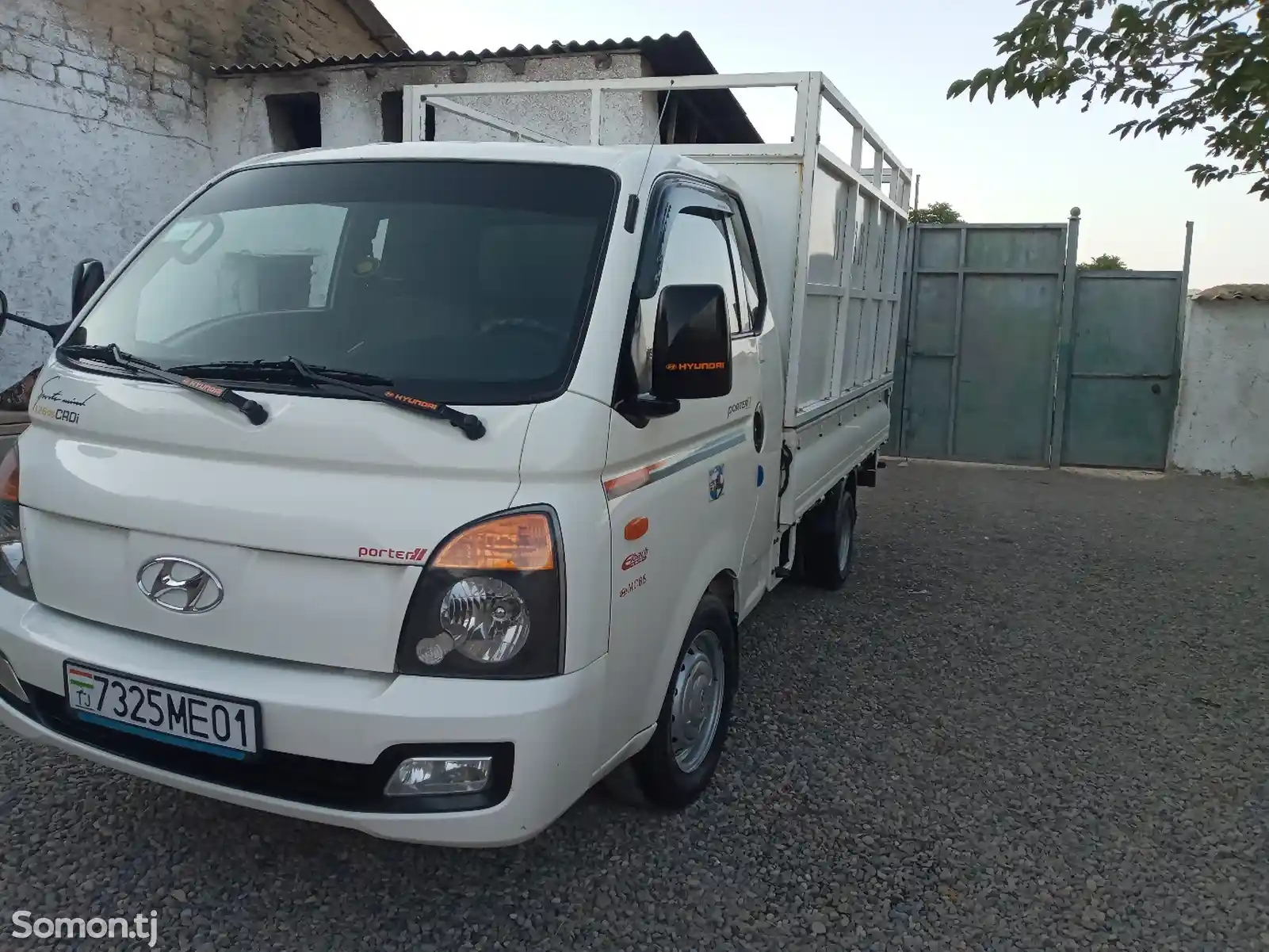 Бортовой автомобиль Hyundai Porter-3