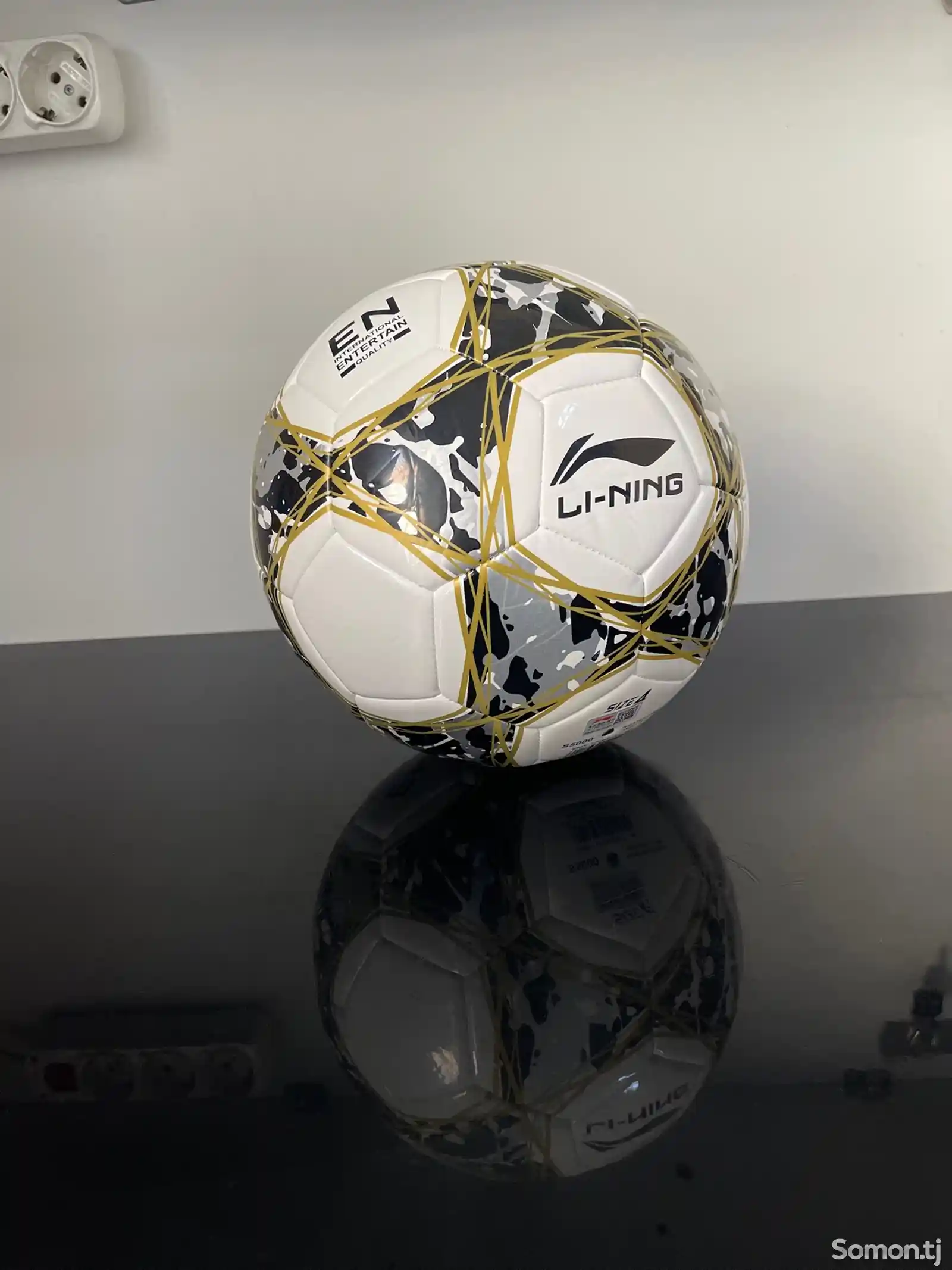 Футбольный мяч из фирмы Li-Ning-1