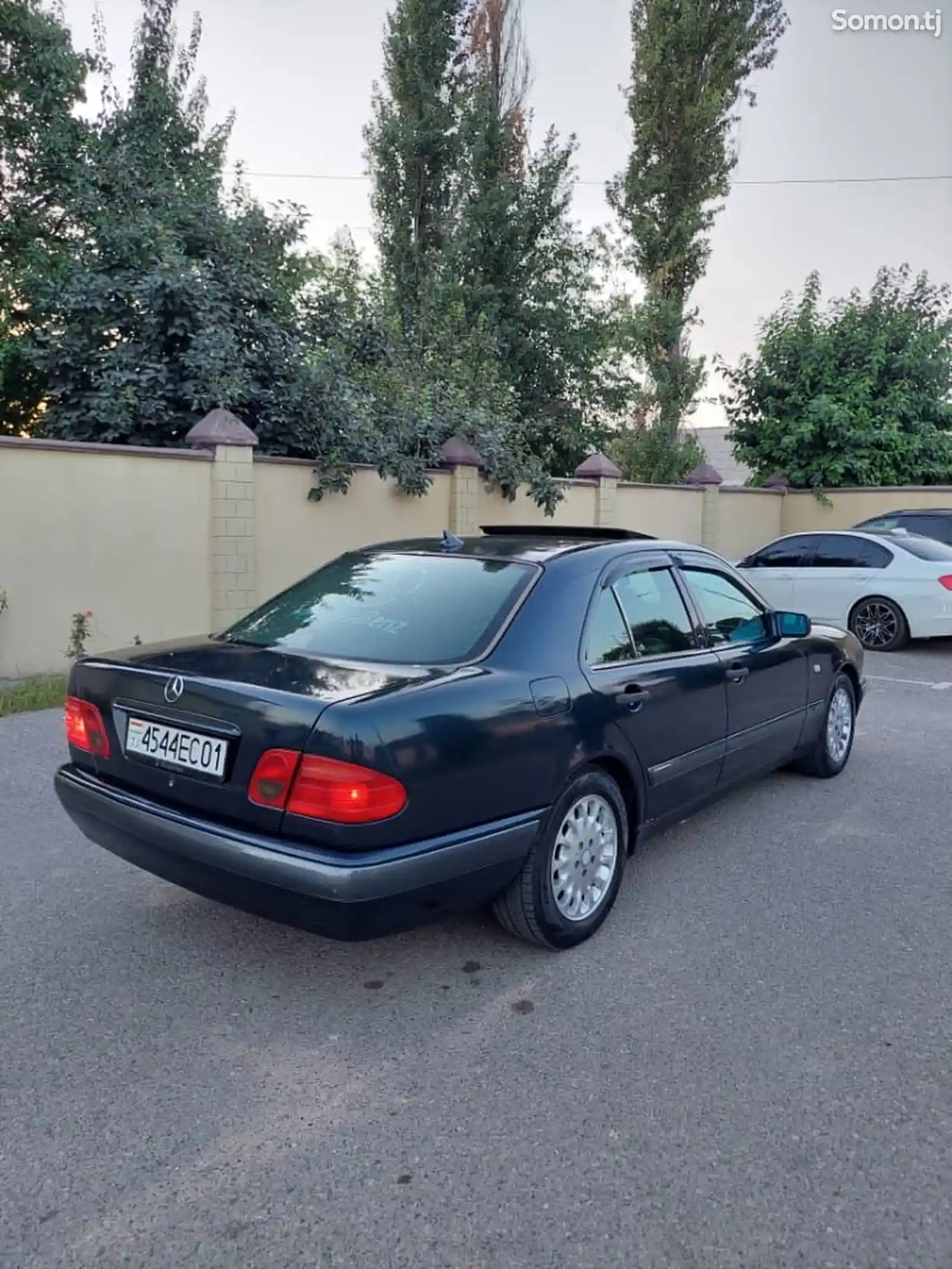 Mercedes-Benz E class, 1998-3