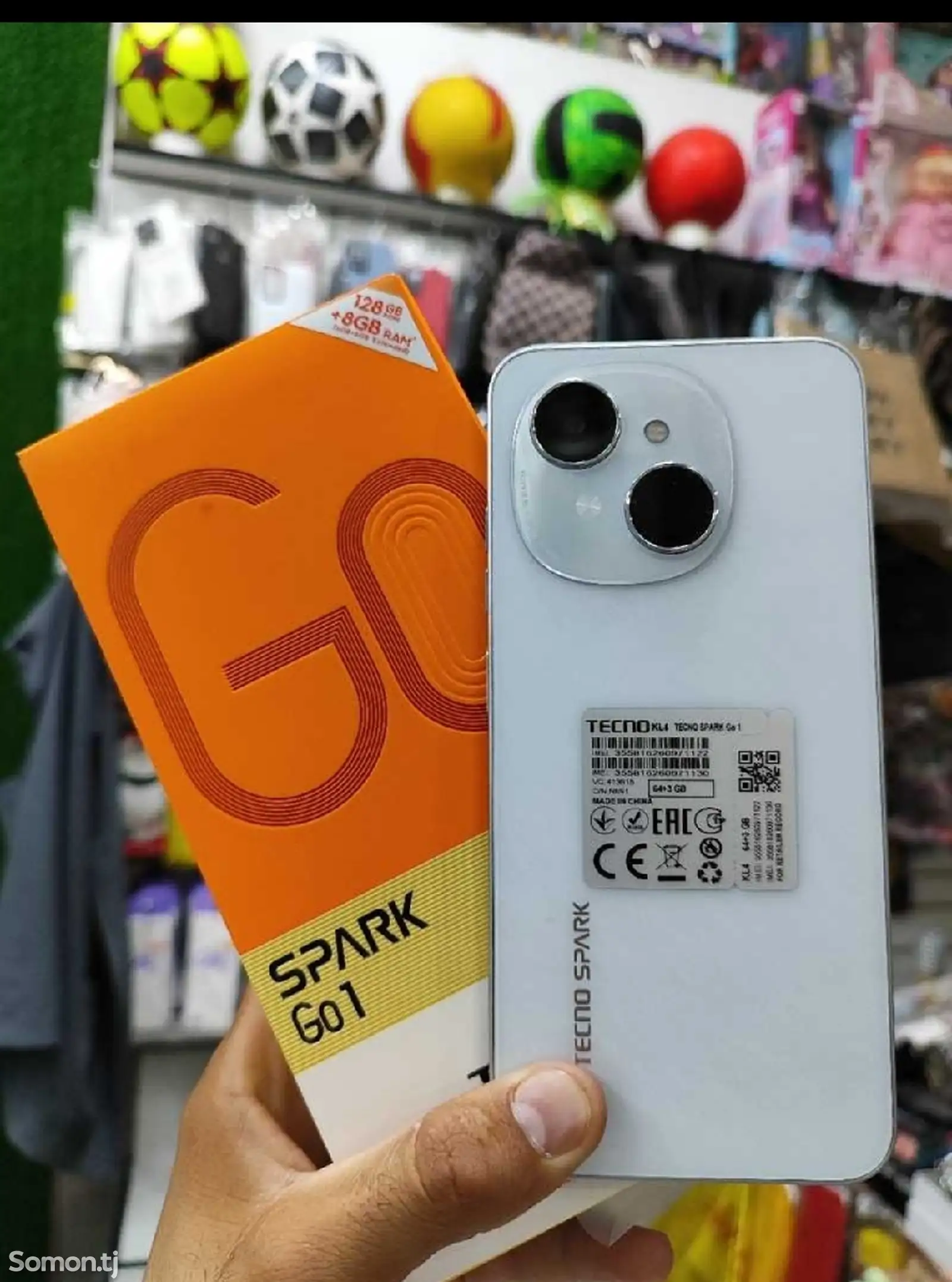 Tecno Spark Go1 4/64gb White-1