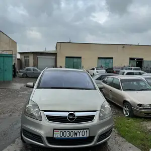 Opel Zafira, 2006