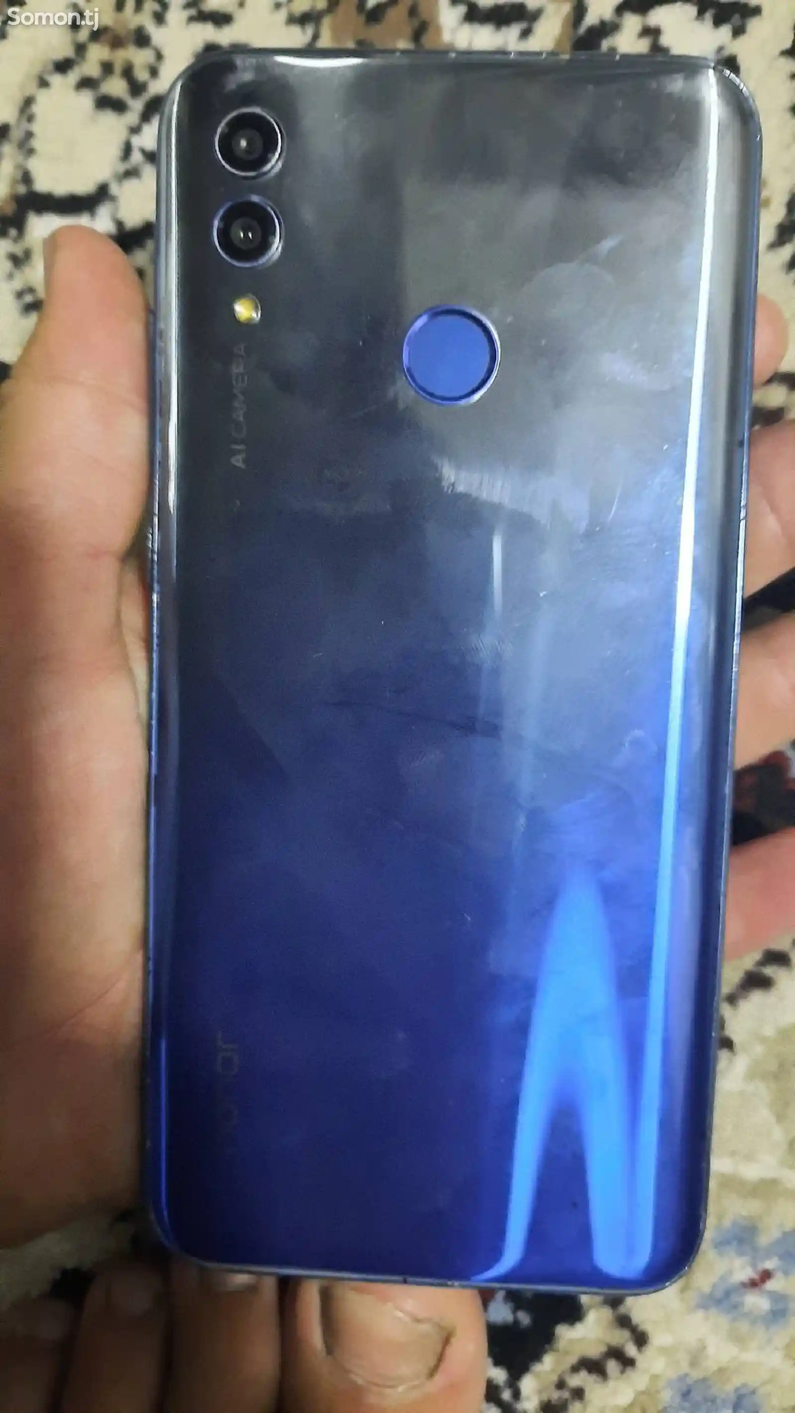 Телефон Honor-2