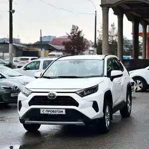 Toyota RAV 4, 2020