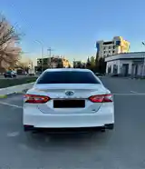 Toyota Camry, 2018-4