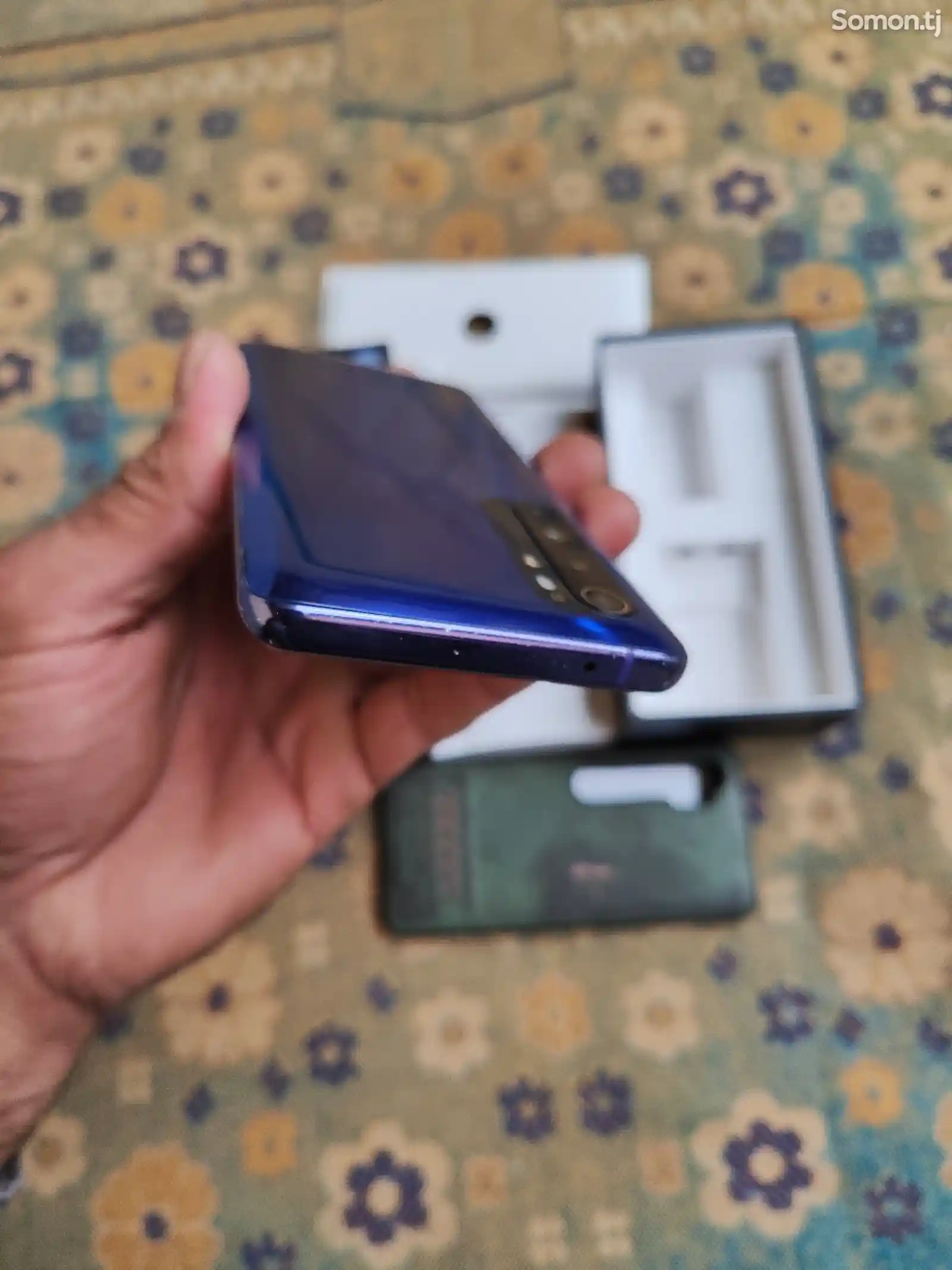 Xiaomi Mi Note 10 Lite 6/128gb-3
