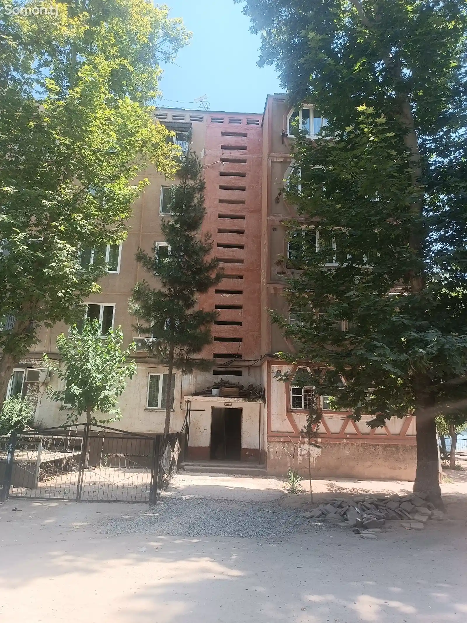 2-комн. квартира, 5 этаж, 49 м², Кайҳонавардон 76-10