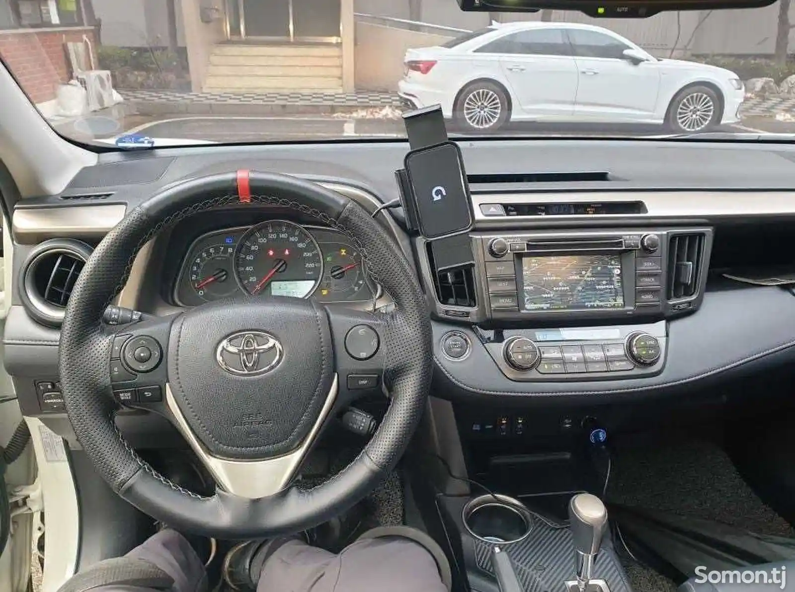 Toyota RAV 4, 2015-10