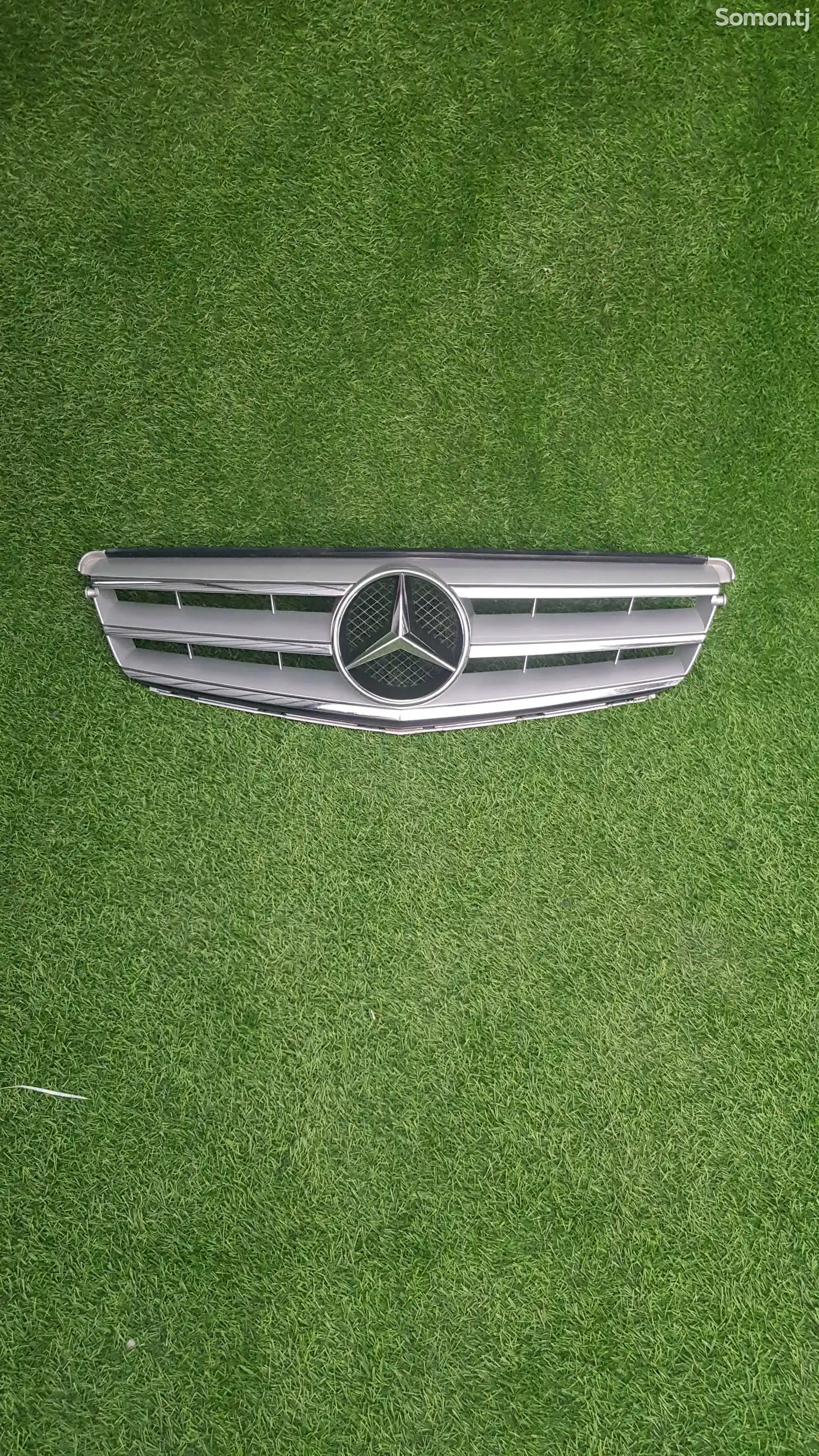 Облицовка Mercedes W204-2
