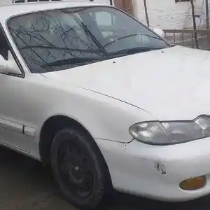 Hyundai Sonata, 1996
