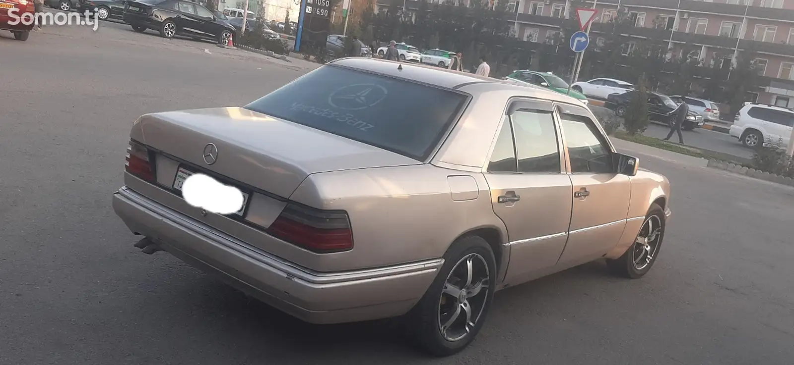 Mercedes-Benz W124, 1990-5