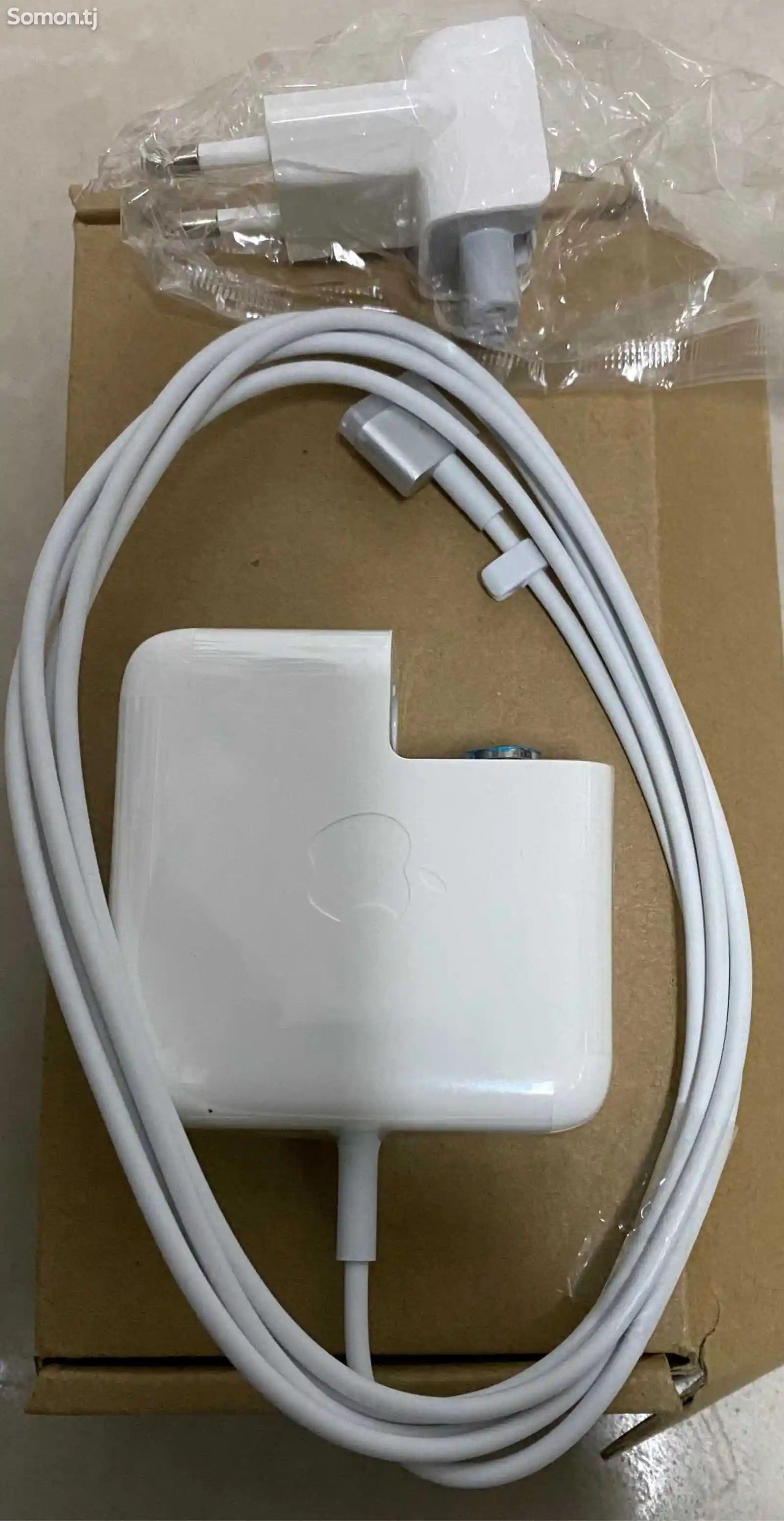 Зарядное устройство Apple MagSafe 2-1