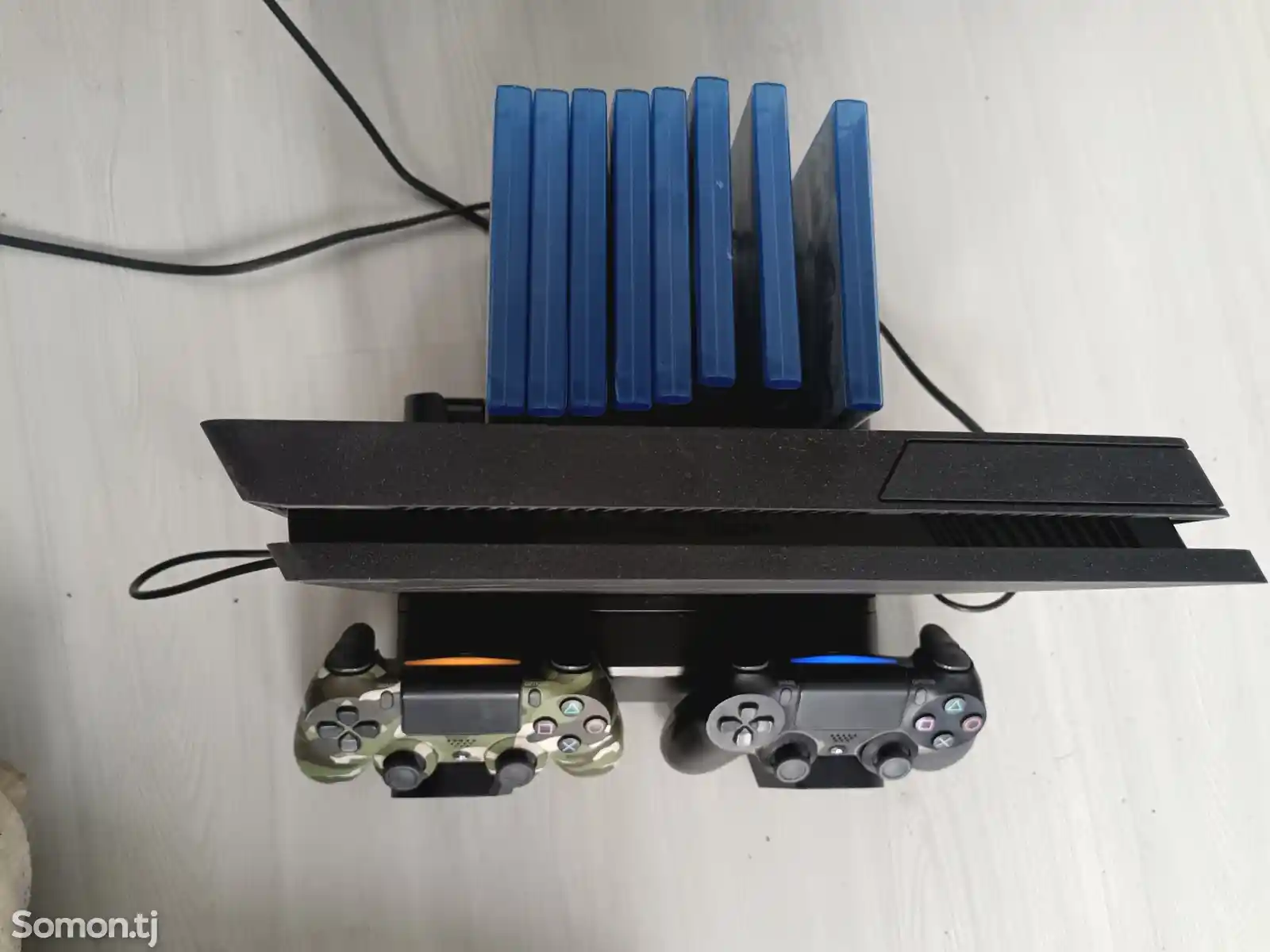 Игровая приставка Sony PlayStation 4 slim-2