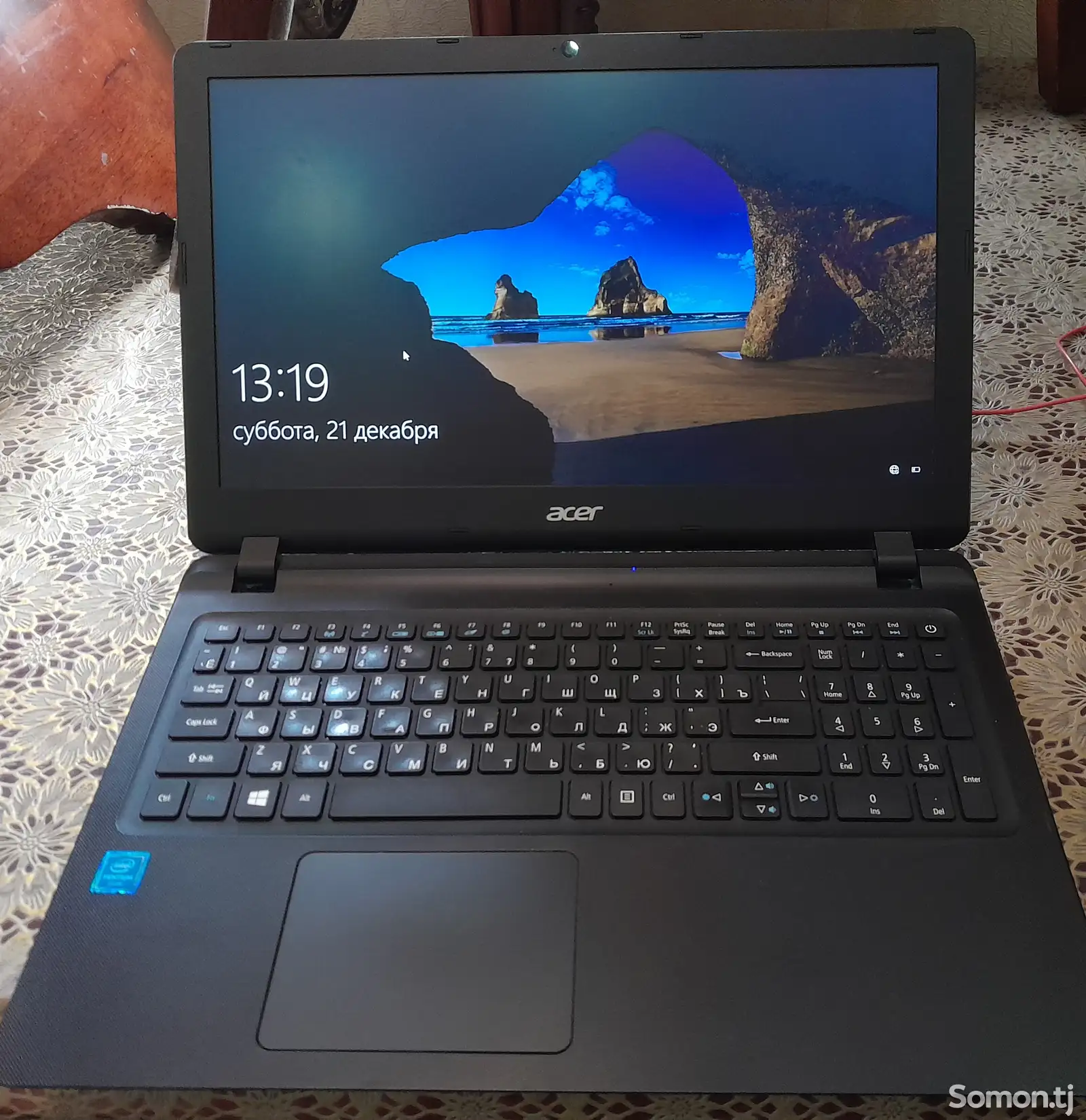 Ноутбук Acer 8/4. 1Tb-1