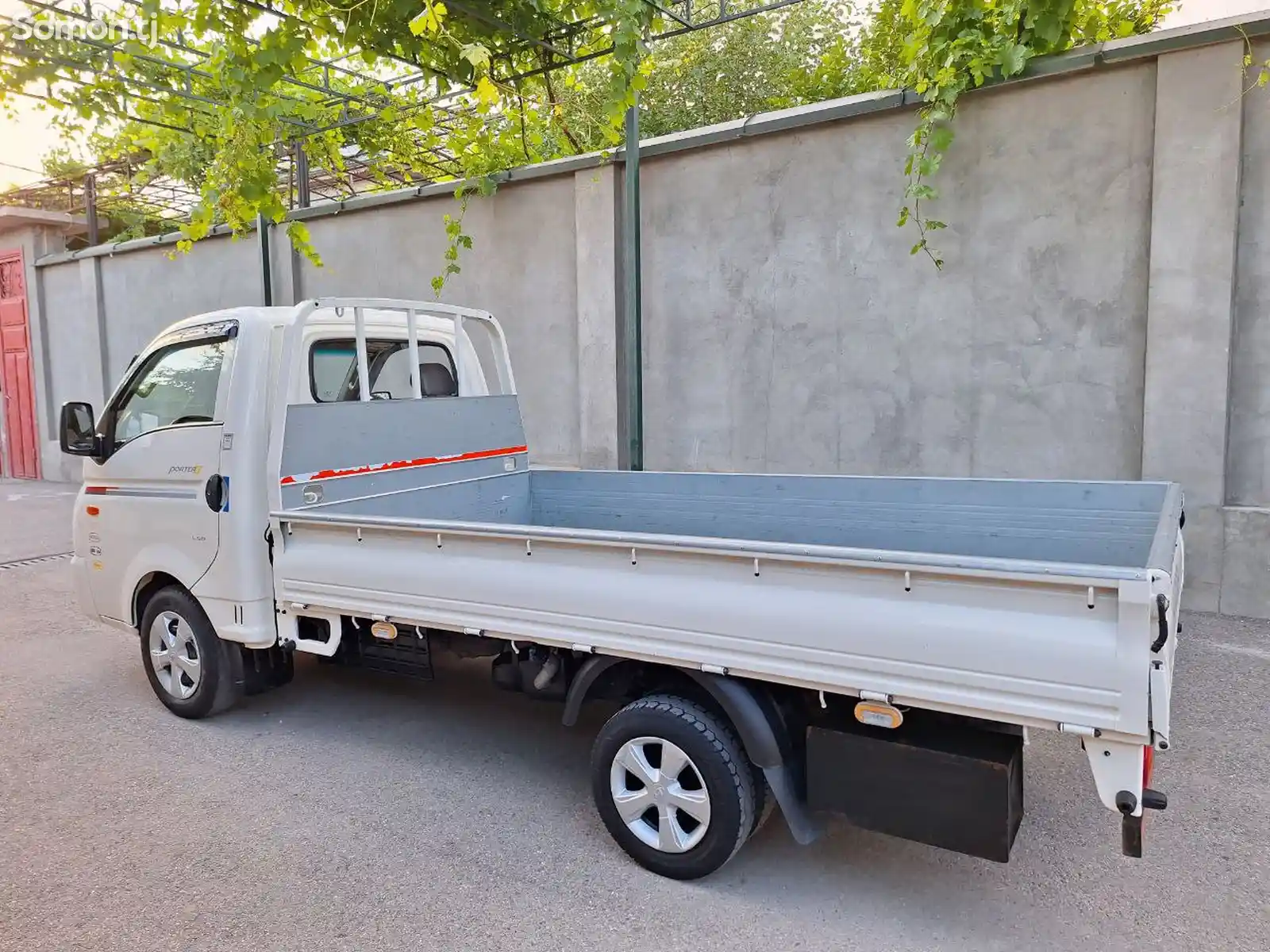 Бортовой автомобиль Hyundai Porter 2, 2016-2