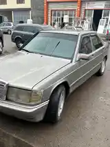 Mercedes-Benz W124, 1989-4