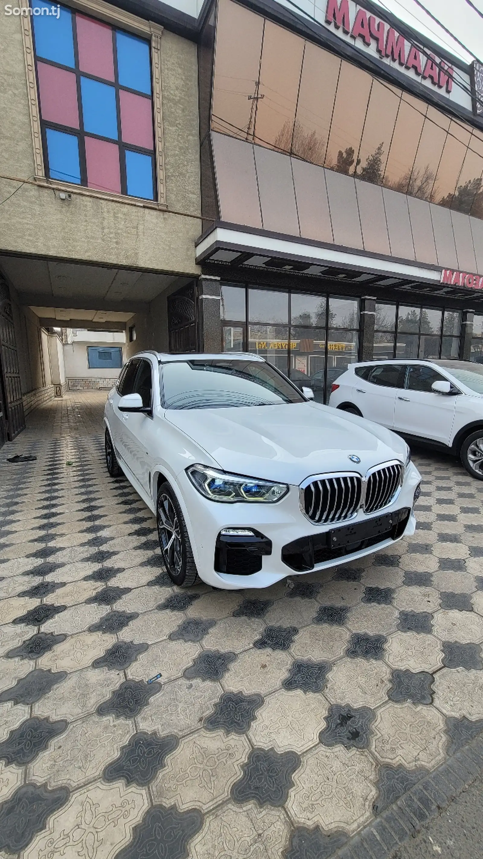 BMW 5 series, 2019-1