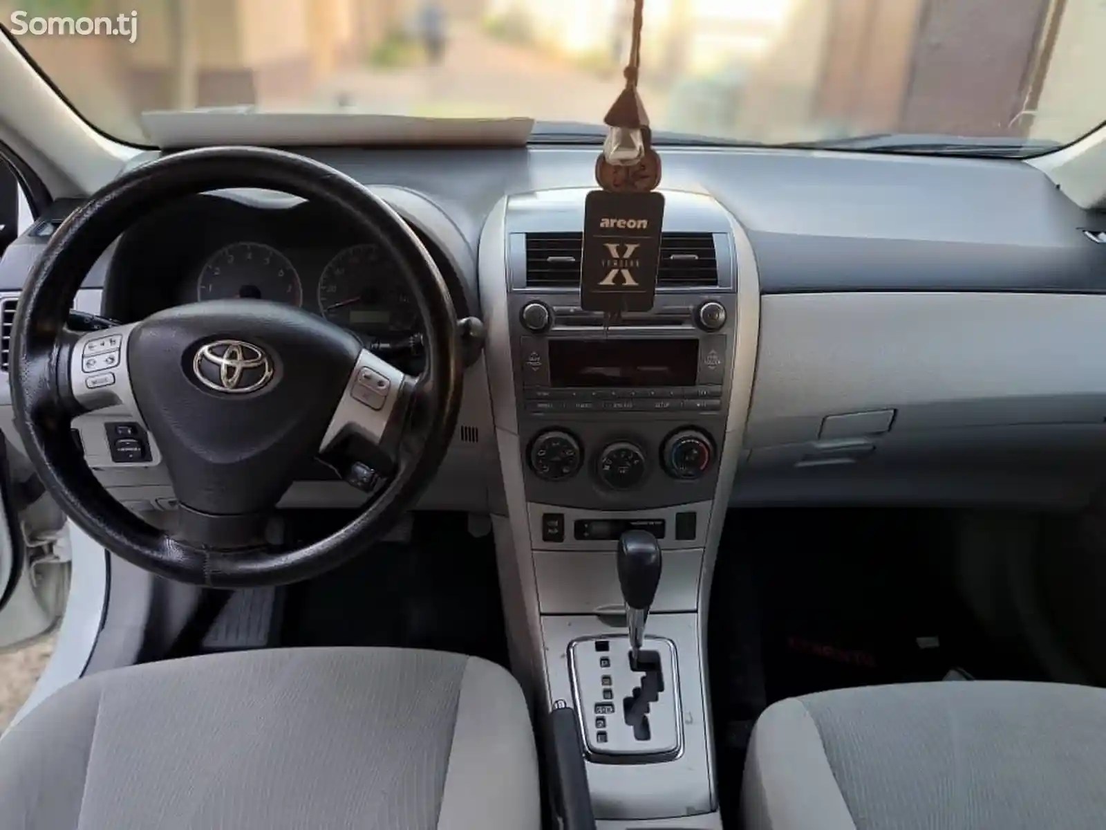 Toyota Corolla, 2011-8